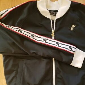 Champion Full Zip Track Jacket Women's Large Black Embroidered